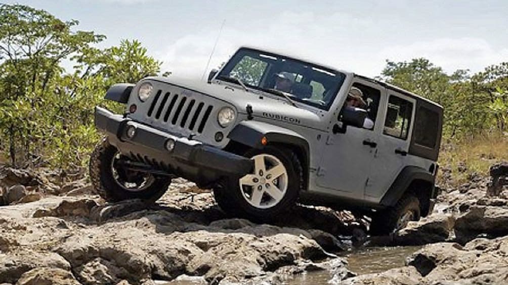 Jeep on rocky terrain in Los Cabos