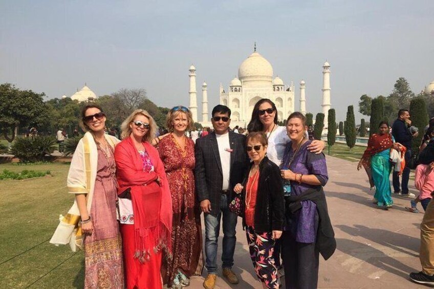 ( Taj Mahal Tour )