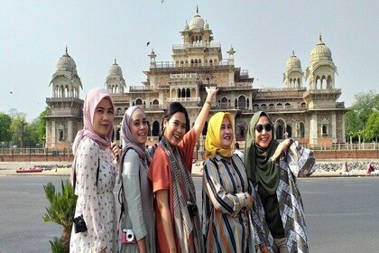 Private Jaipur Day Trip from Delhi By Fast Train - All inclusive