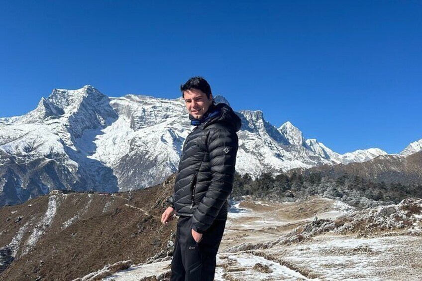 Trek to the Everest View