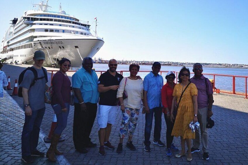 Best Private & Personalized City Tour for cruise passengers (full day)