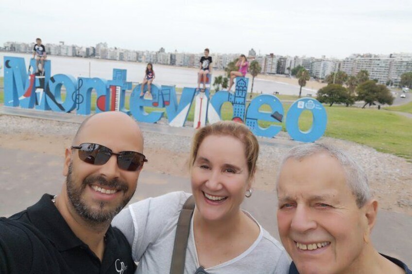 Best Private & Personalized City Tour in Montevideo