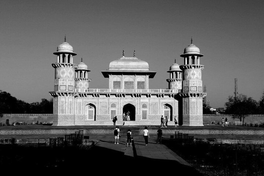 Taj Mahal Tour from Banglore