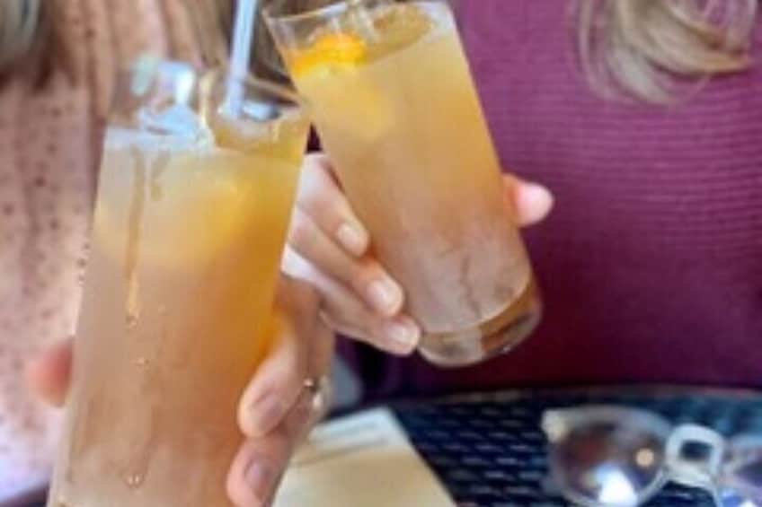Small-Group French Quarter Cocktail and Foodie Crawl