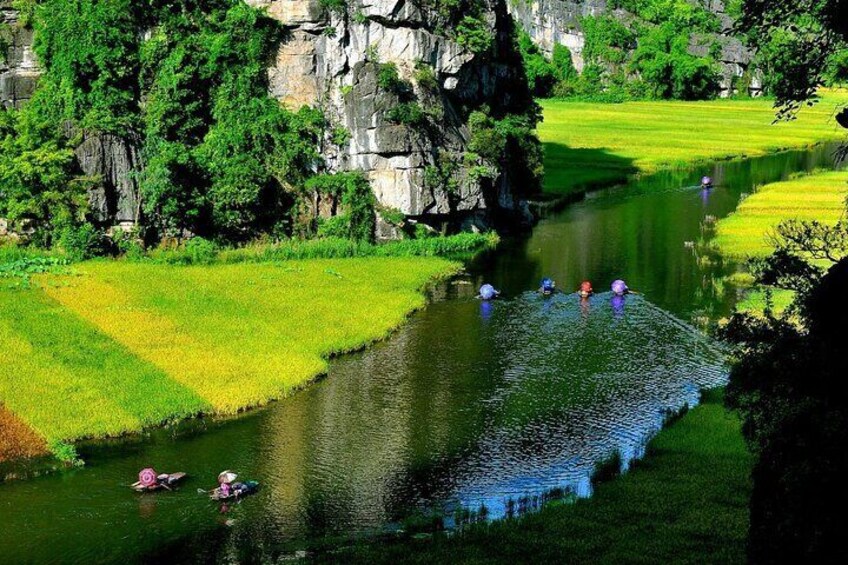 Private Ninh Binh Luxury Day Tour (Tam Coc, Mua Cave, Cycling)