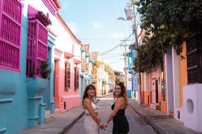 Walled City, San Felipe Castle & Popa Convent Cartagena City Tour