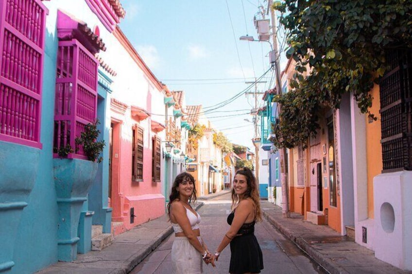 Walled City, San Felipe Castle & Popa Convent Cartagena City Tour