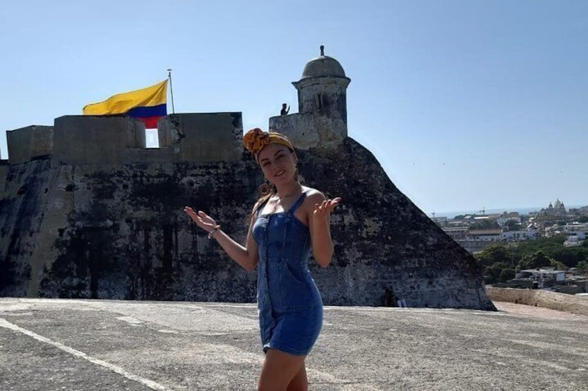 Walled City + San Felipe Castle + Optional Popa Convent Cartagena City Tour 6-8H