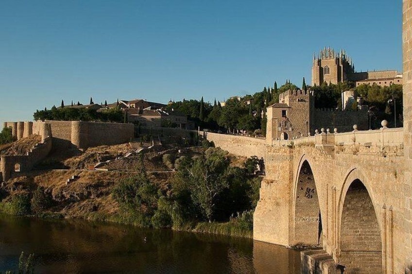 Private Driver + Guide: Toledo Day Trip from Madrid (8 or 5 hours)