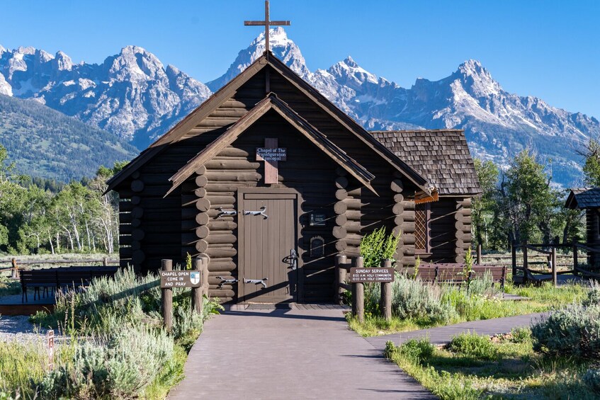 Grand Teton Self-Guided Driving Audio Tour