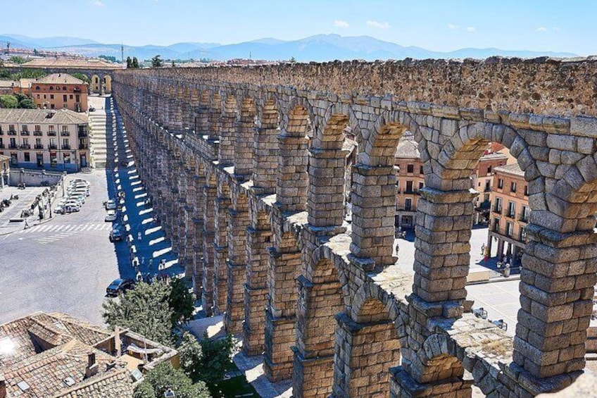 Segovia Day Trip with Private Driver and Guide from Madrid 