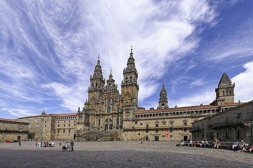 Santiago de Compostela Private Tour from Lisbon