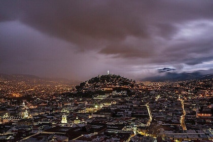 Quito City tour by night with food taste