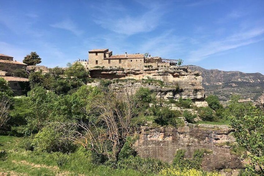 Siurana Escaladei & Vinos -Reduced group and hotel pick-up From Salou / Tarragona