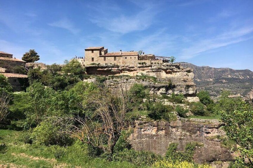 Siurana Escaladei & Vinos -Reduced group and hotel pick-up From Salou / Tarragona