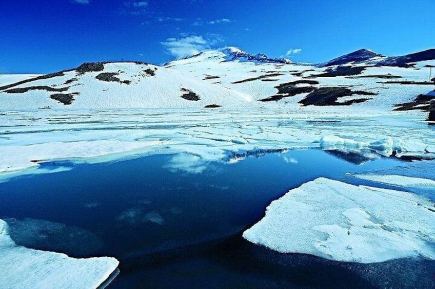 Jeep tour to Amberd- Mt Aragats-Kari Lake