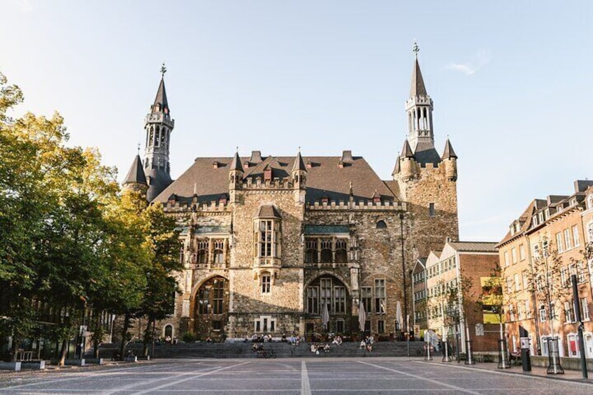 Aachen old town tour, Aachen town hall (c) Hannah Gatzweiler