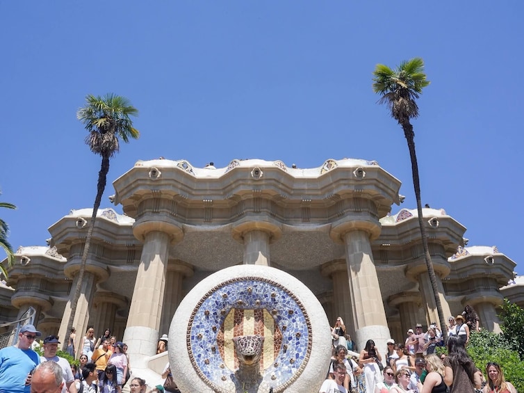 Fast Track Sagrada Familia & Park Güell - Guided tour