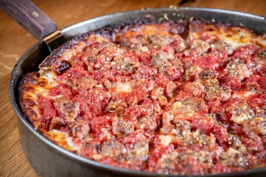 Deep Dish Pan With Caramelized Cheese Crust