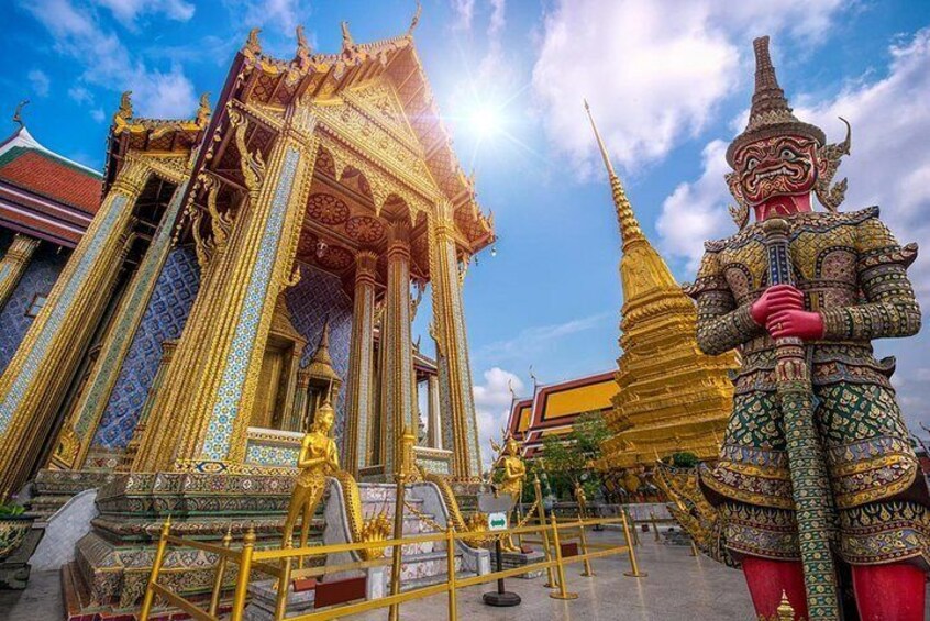 Bangkok Famous Landmarks : Shore Excursion from Khlong Toei Port
