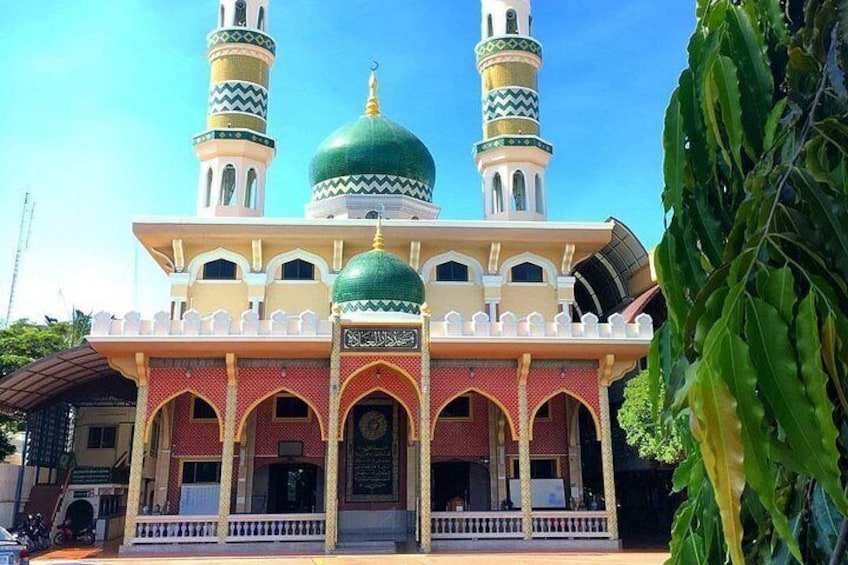 Pattaya Muslim Selfie City Tour with Halal Lunch