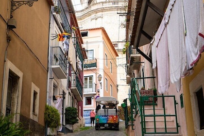 Visite en tuk tuk dans le quartier historique de Lisbonne