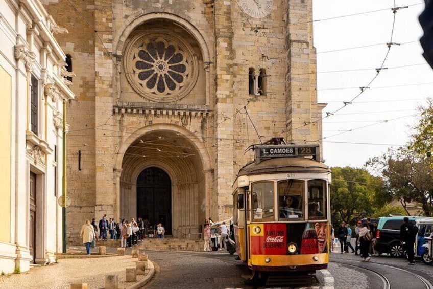 Tuk Tuk Private Tour of Lisbon's Historic Streets