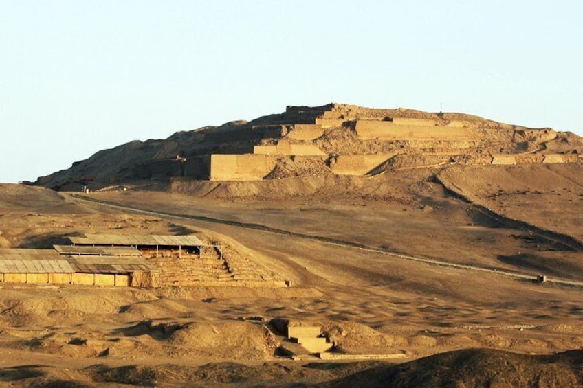 Pachacamac Sanctuary and Pyramids & The Bohemian district of Barranco. 2 in1!