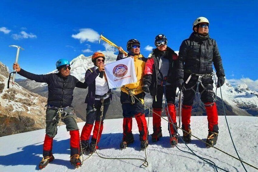 Snowy Mateo - Cordillera Blanca Expedition