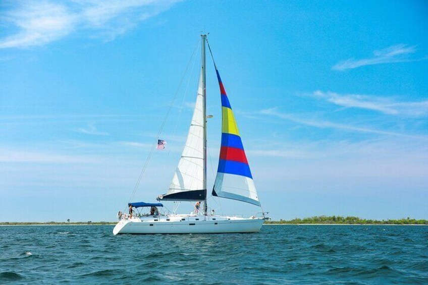 Private Luxury 50ft Sailing Yacht for Snorkel Dolphin Beach Hop 