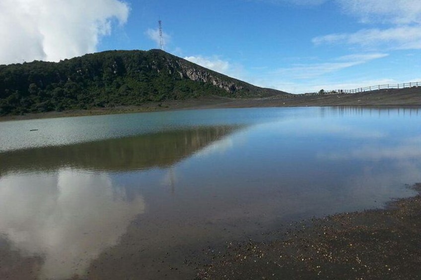 Irazú Volcano National Park (Half Day).