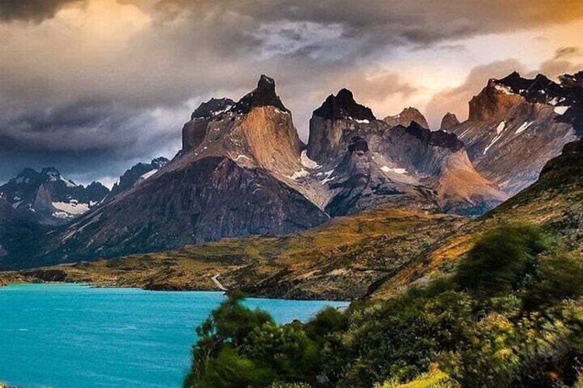 Full Day Torres del Paine Tour