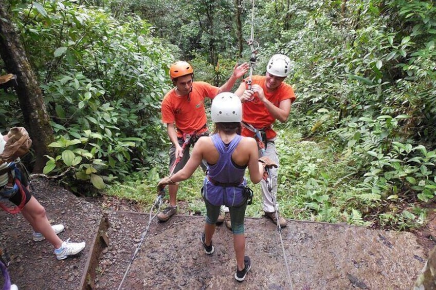 Combo Tour: Extreme Zipline + Thermal Spa in Arenal