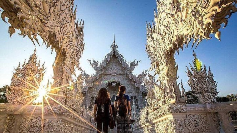 Chiang Rai One Day: Hot Spring,White Temple, GoldenTriangle