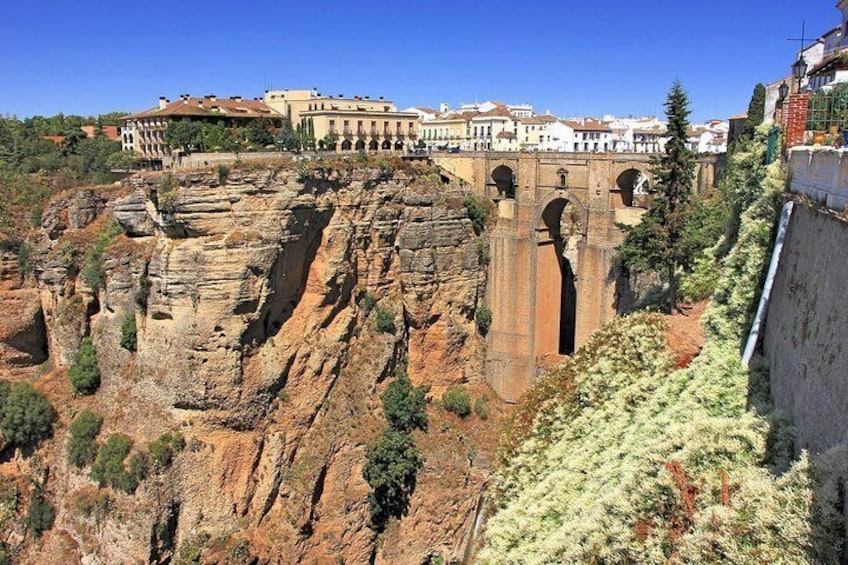 The city of Ronda and its impressive view from one of its viewpoints.
