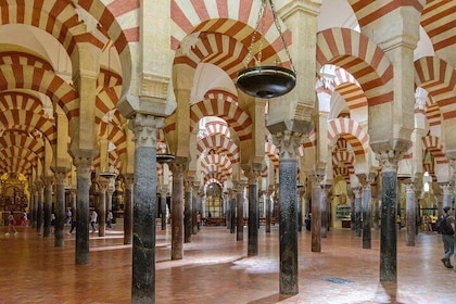Córdoba, moskee-kathedraal en Joodse wijk van Sevilla