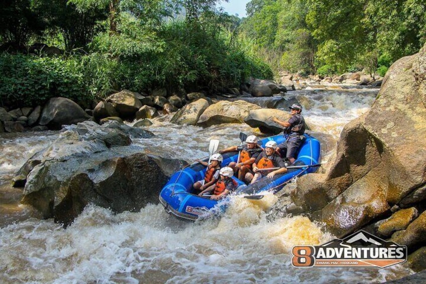 Rafting in the Mae Taeng valley