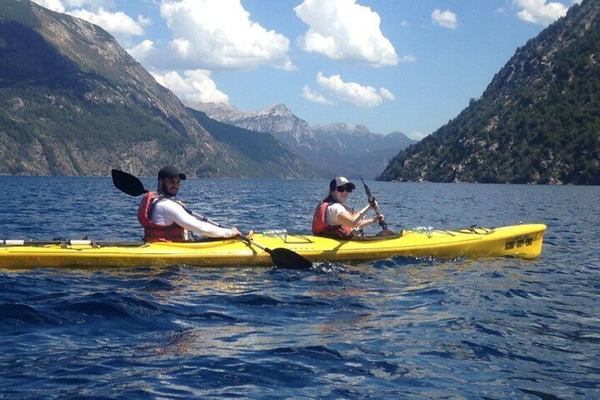 Half a day of kayaking on the Nahuel Huapi lake in private service