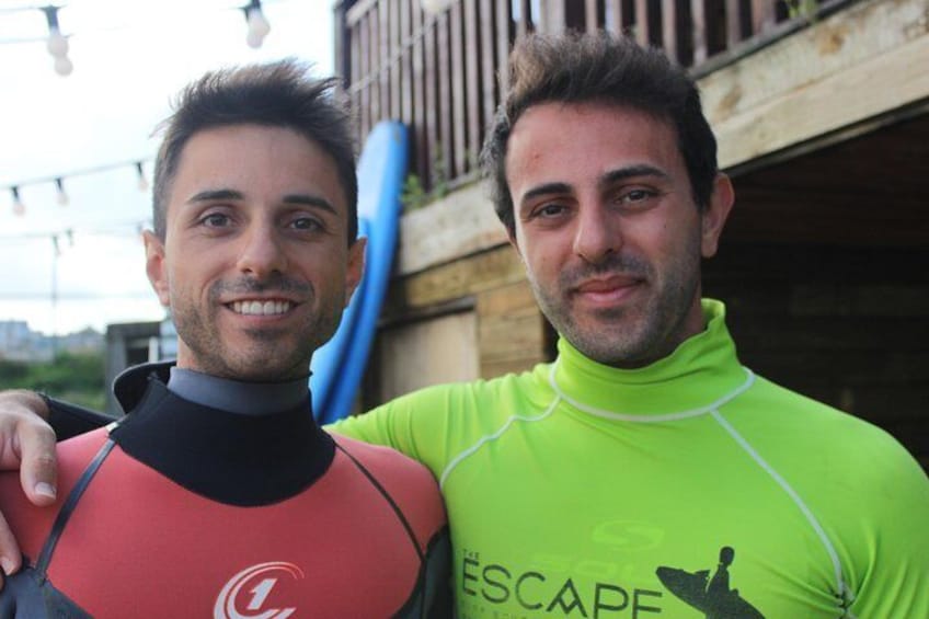 Private Two on One Surf Lesson in Newquay (2 students, 1 instructor)