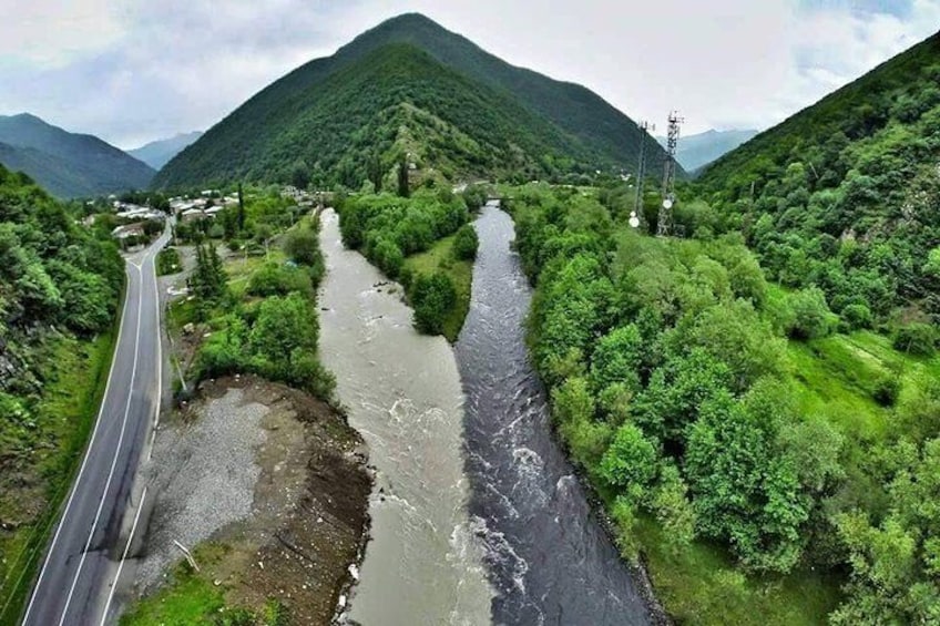 Full Day Tour in Kazbegi Ananuri Gudauri Gergeti