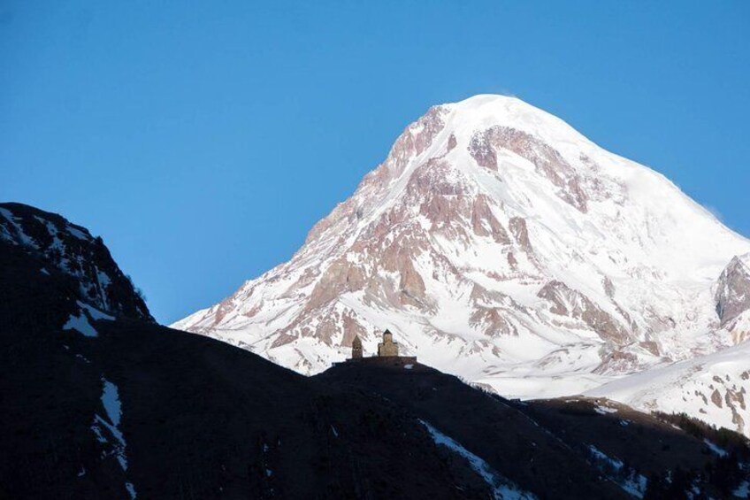 Full Day Tour in Kazbegi Ananuri Gudauri Gergeti