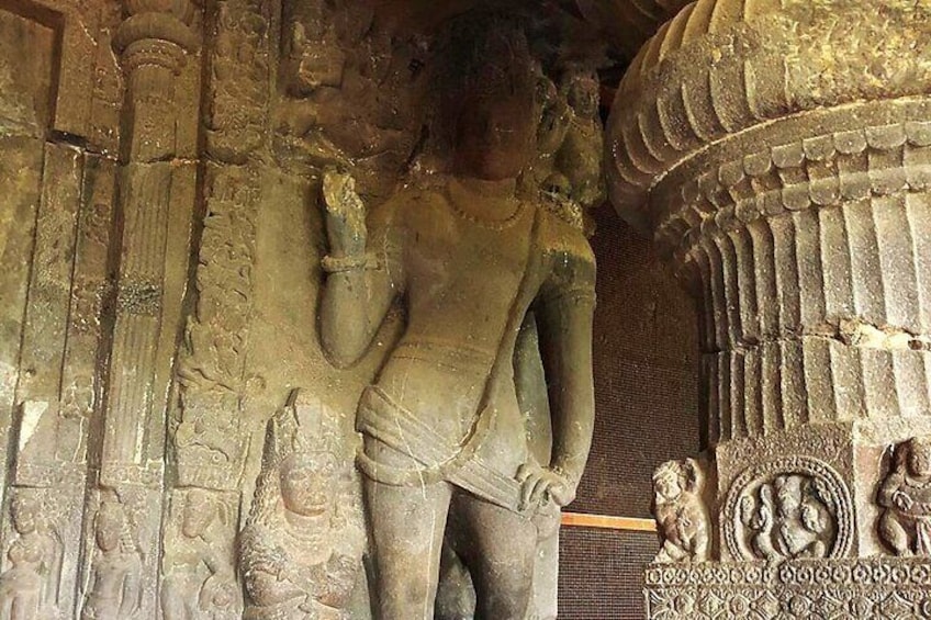 Audio Guided Tour of Ellora Hindu Caves, Aurangabad