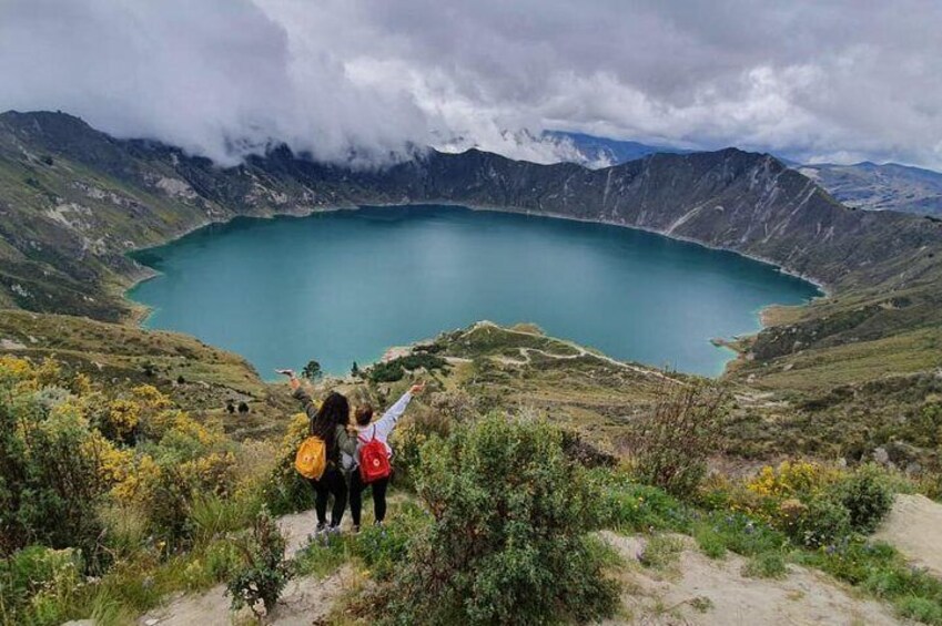 Cultural Tour Laguna Quilotoa: Hiking and Descent to the Lagoon all included