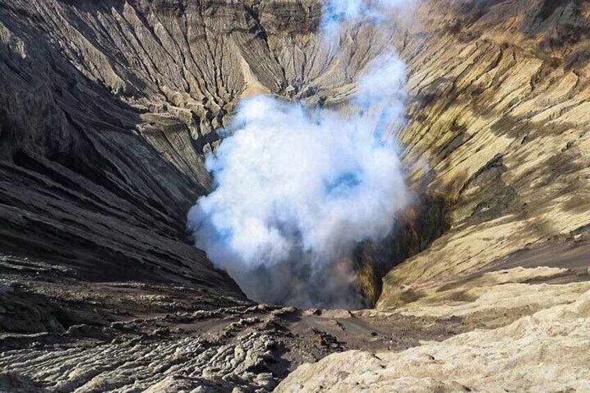 1Day - Bromo Non Sunrise Tour via Malang (to avoid crowd)