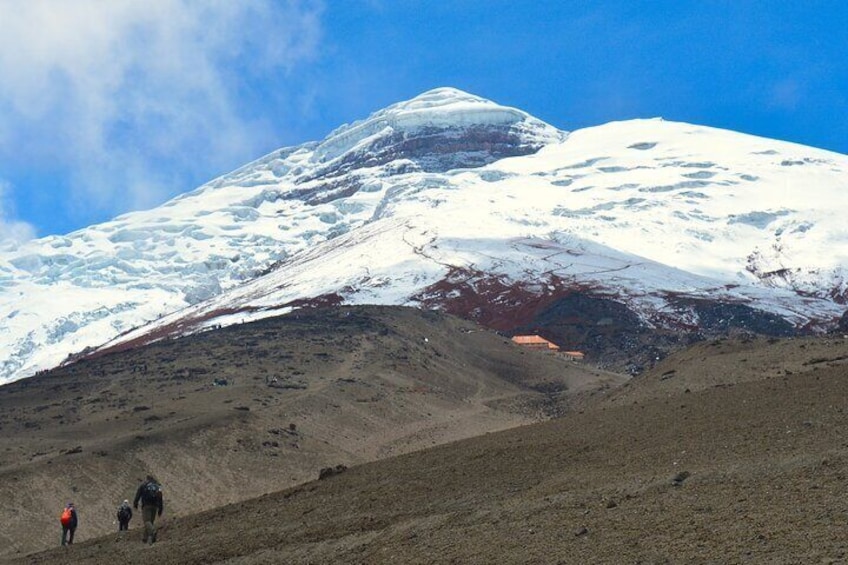 Discover Cotopaxi: All Inclusive Hiking Tour