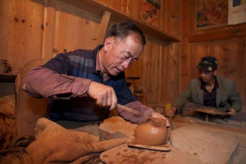 Nixi Pottery Village