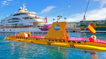 Submarine Tour