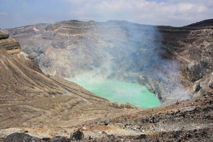 Great nature "Mt.Aso" from Fukuoka : bus 27 pax *no trunk *transfer one day
