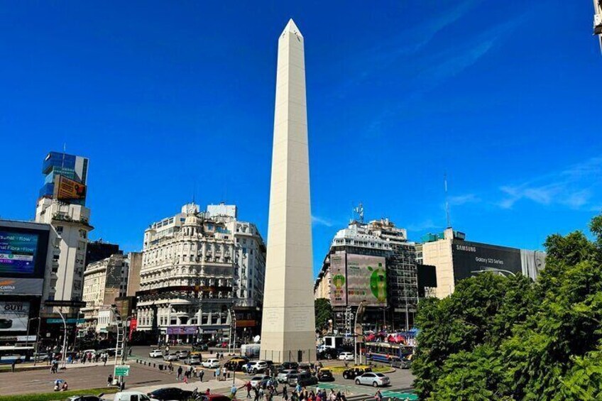 Premium Private City Tour of Buenos Aires + Teatro Colon + El Ateneo 