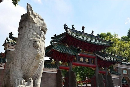 Private Tour of Foshan: The Ancestral Temple and Other Options from Guangzh...